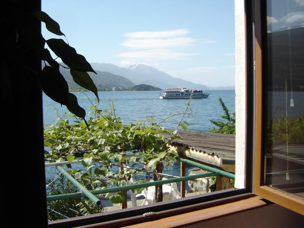 'By The Lake' Apartments Ohrid Ruang foto